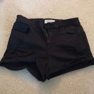 PACSUN BLACK JEAN SHORTS